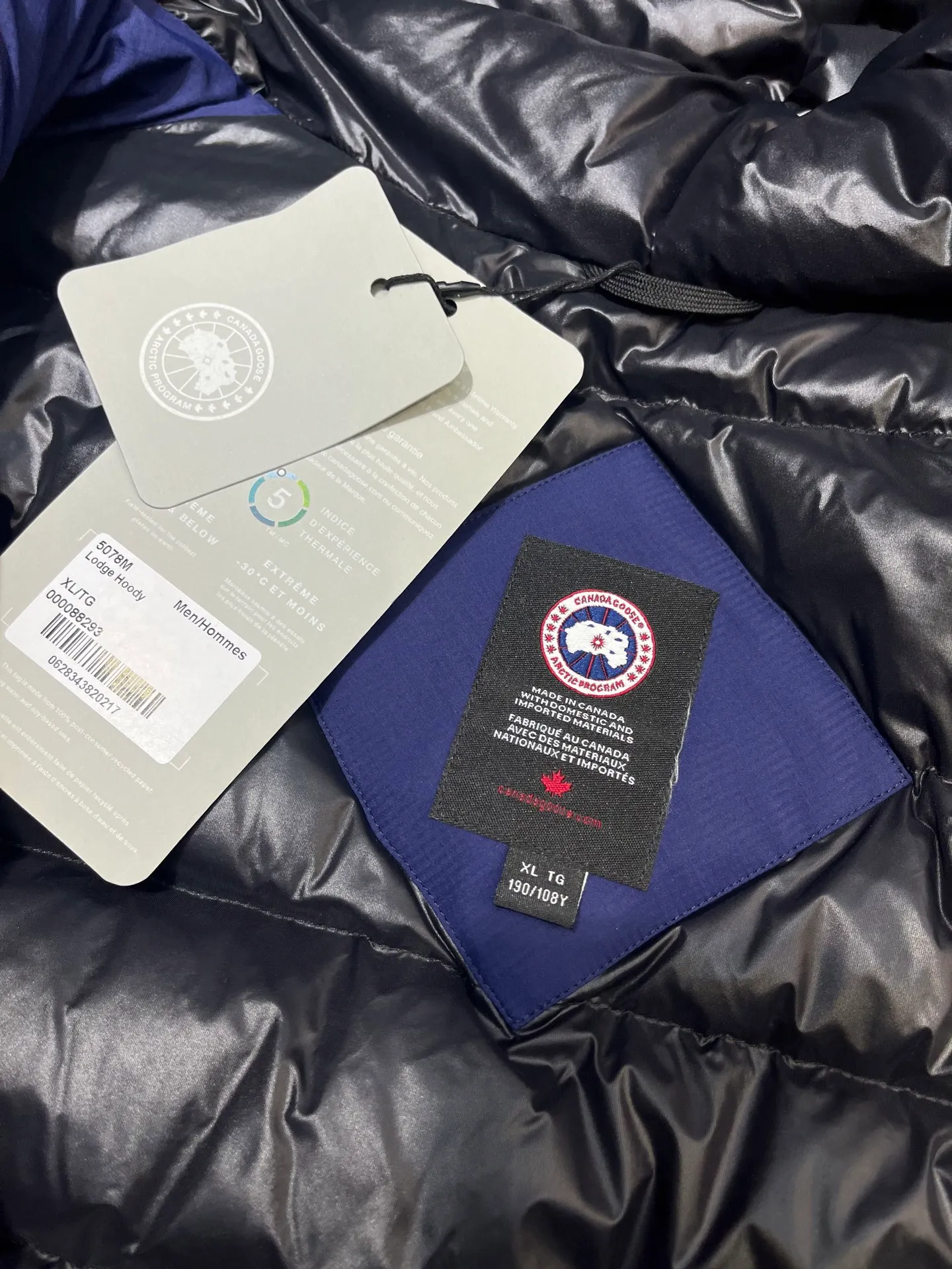 P960 Canada Goose down jacket, top version, warm and cold-proof, nice upper body effect, super light, Big Goose 5078 model, Canada Goose 5078m model, loe, men's short hooded, lightweight style.  size：s-xxl